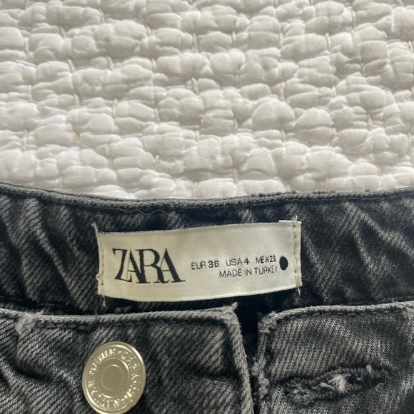Zara NWT Black Jeans - Picture 3 of 3